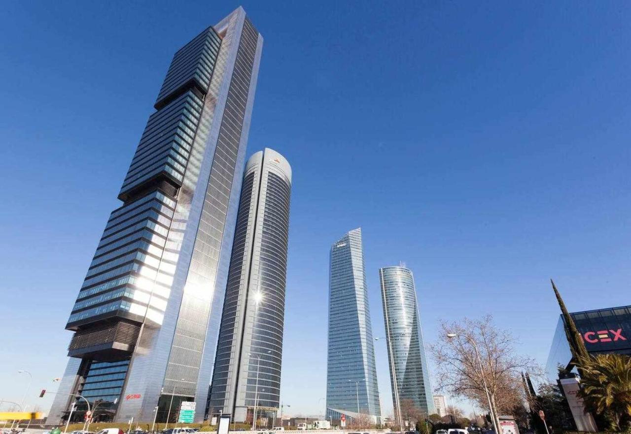 Appartamento Apartamento Lujo Castellana Chamartin Madrid Esterno foto